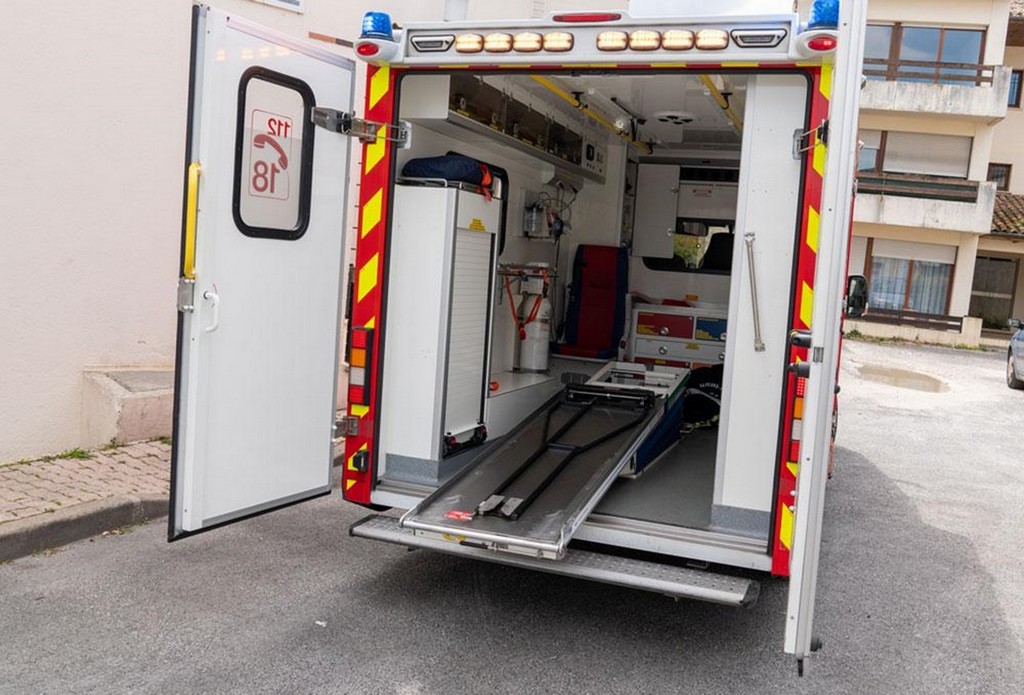 Image FM1549 - Ambulancier